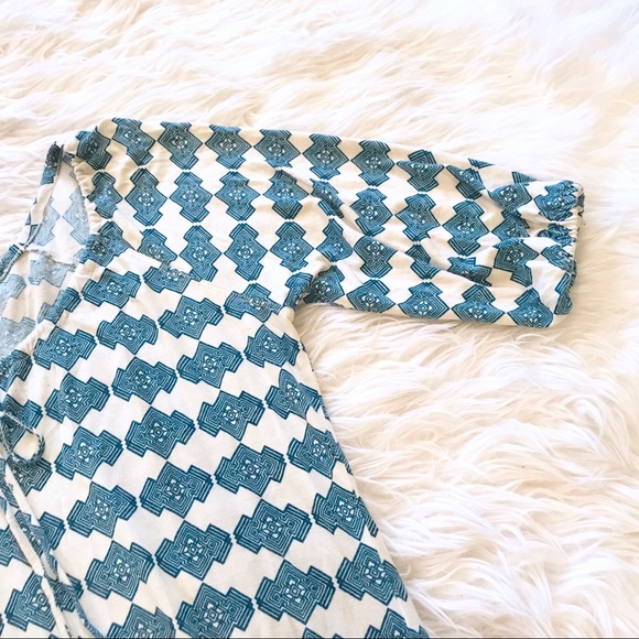 Joie Love Untold Blouse in Blue / Cream - Picture 3 of 6